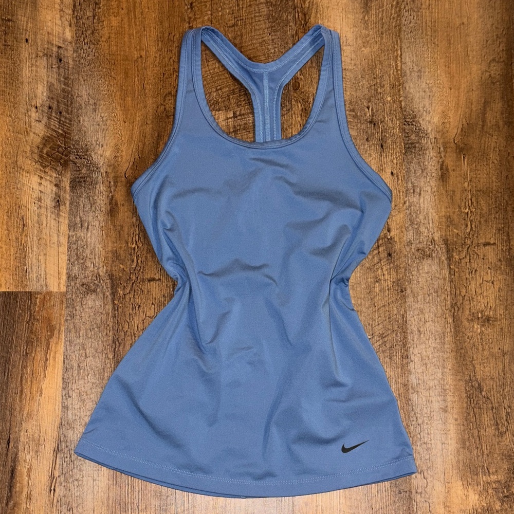 Nike racer back size small